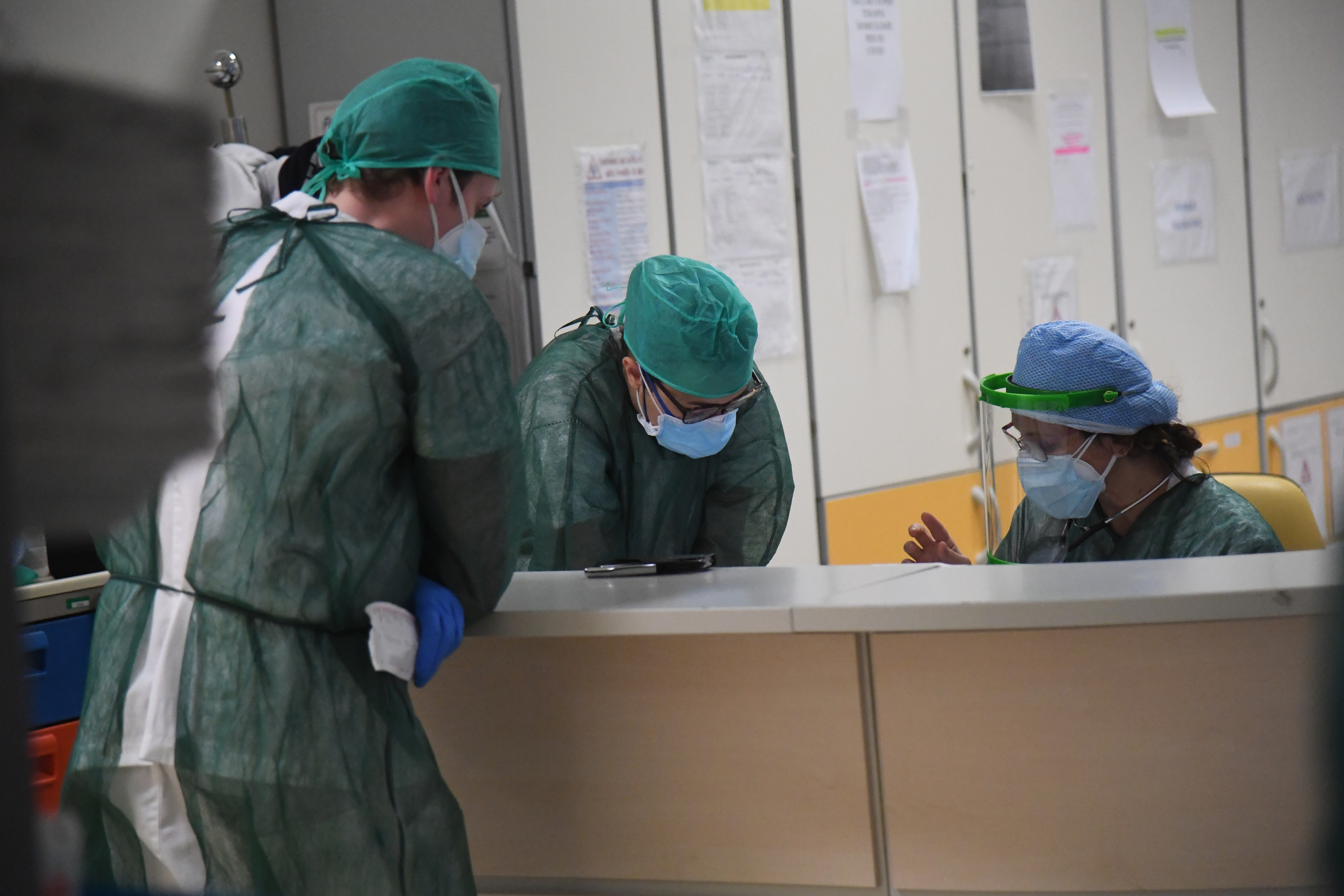 意大利確診229327意大利新冠疫情確診人數(shù)達(dá)229327，疫情現(xiàn)狀、應(yīng)對措施與全球關(guān)注