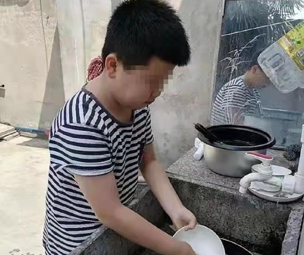 西安11歲小男孩西安11歲小男孩，一顆新星在古都閃耀